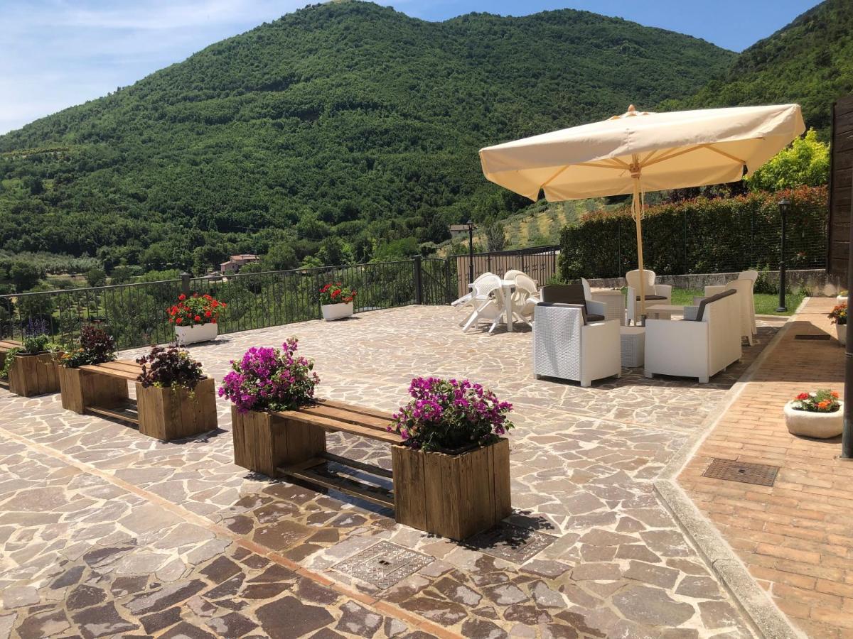 Casa Vacanze Vecchio Frantoio Residenza Leccino สโปเลโต ภายนอก รูปภาพ
