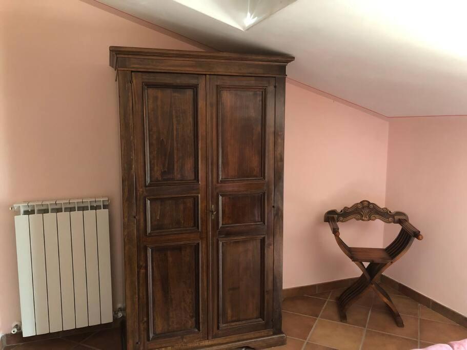 Casa Vacanze Vecchio Frantoio Residenza Leccino สโปเลโต ภายนอก รูปภาพ