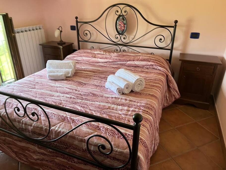 Casa Vacanze Vecchio Frantoio Residenza Leccino สโปเลโต ภายนอก รูปภาพ